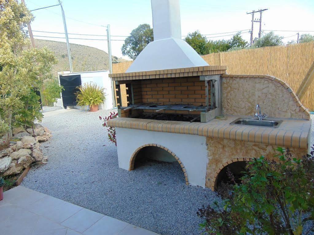 Villa Campos- Less Than 5-Min Walk To Kalivaki Beach جورجيوبوليس المظهر الخارجي الصورة