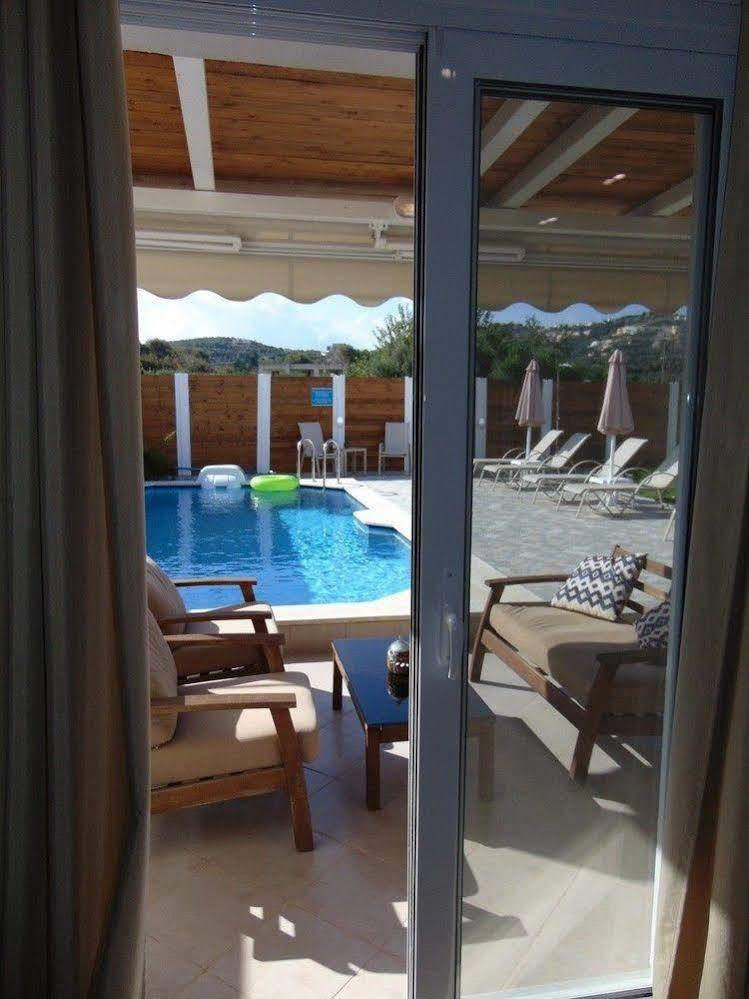 Villa Campos- Less Than 5-Min Walk To Kalivaki Beach جورجيوبوليس المظهر الخارجي الصورة